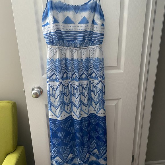 White and blue, print maxi dress - Picture 2 of 2